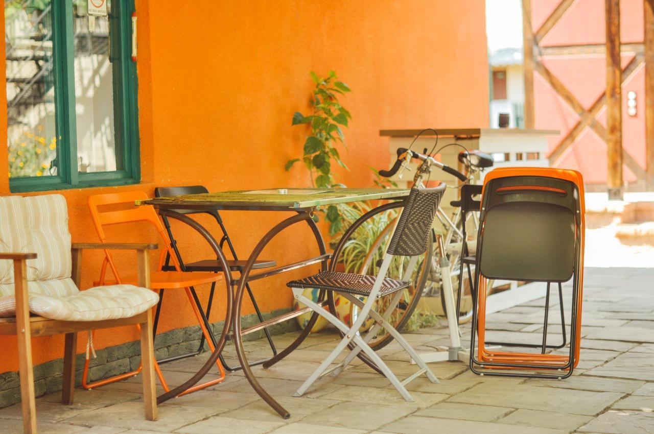 Funky Mamaliga Hostel Κισινάου Εξωτερικό φωτογραφία