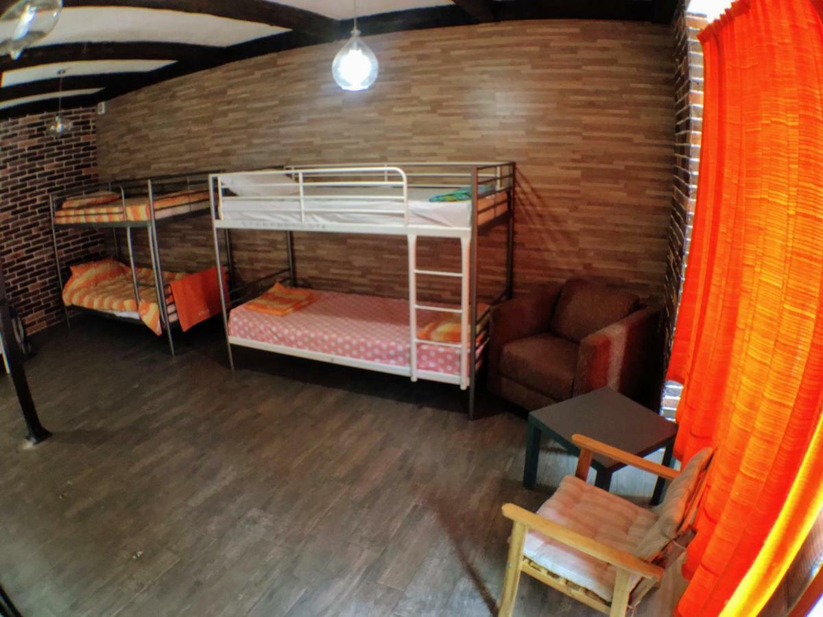 Funky Mamaliga Hostel Κισινάου Εξωτερικό φωτογραφία