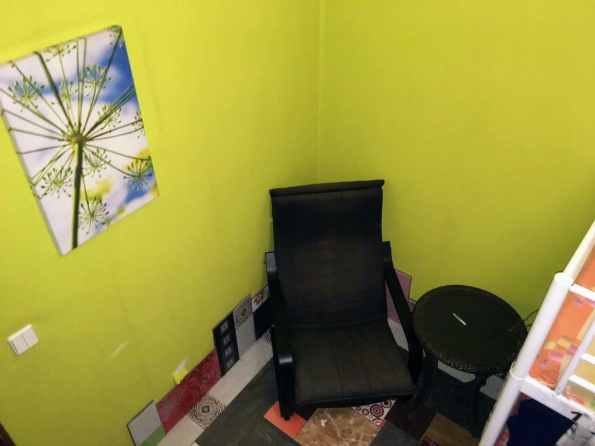 Funky Mamaliga Hostel Κισινάου Εξωτερικό φωτογραφία